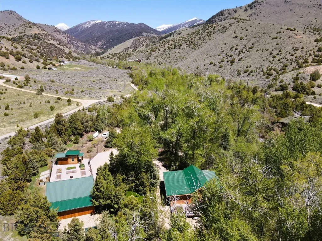 9 Booth Gulch Lane Sheridan MT 59749