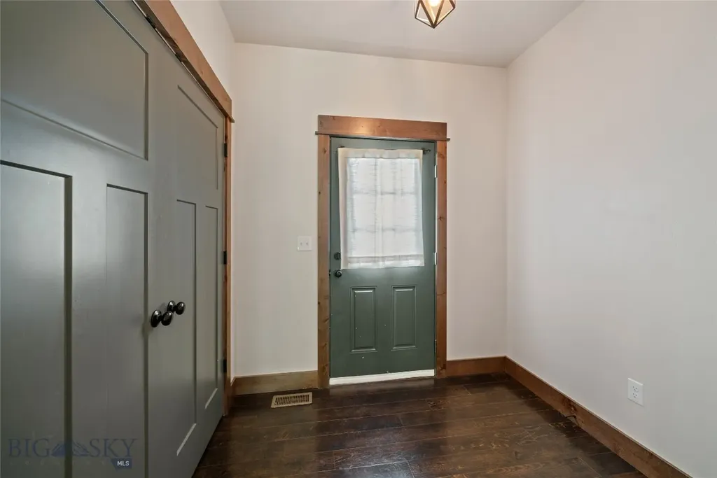56 E Hyalite Peak Drive Bozeman MT 59718