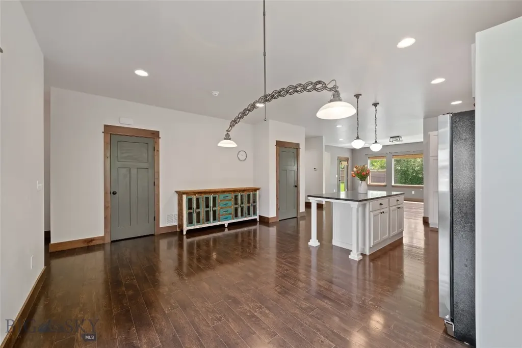 56 E Hyalite Peak Drive Bozeman MT 59718