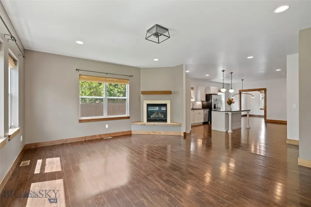 56 E Hyalite Peak Drive Bozeman MT 59718
