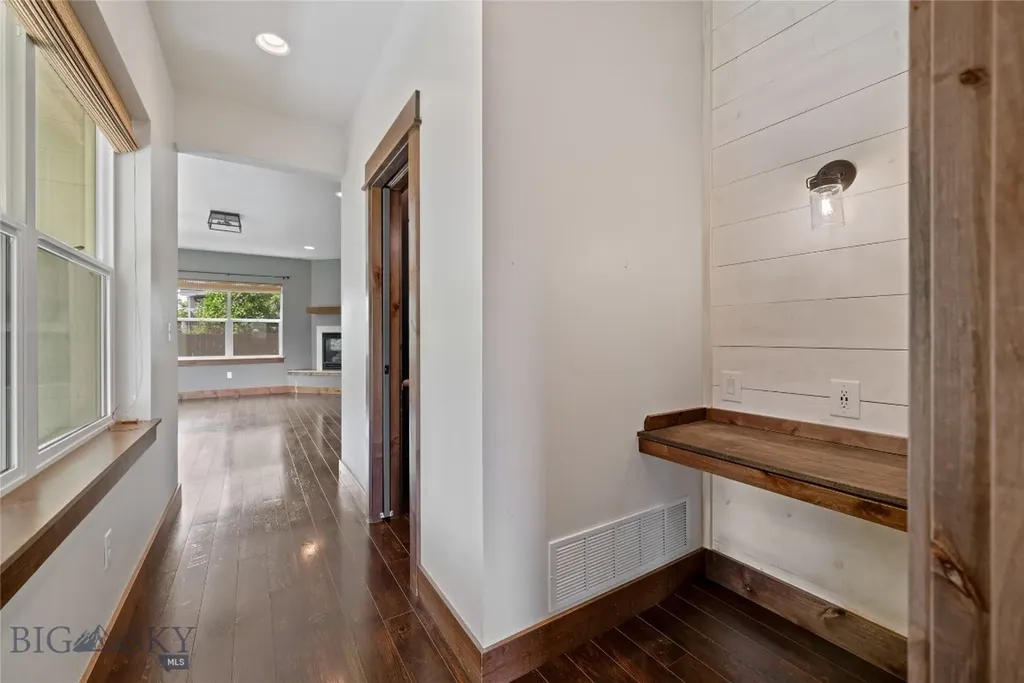 56 E Hyalite Peak Drive Bozeman MT 59718