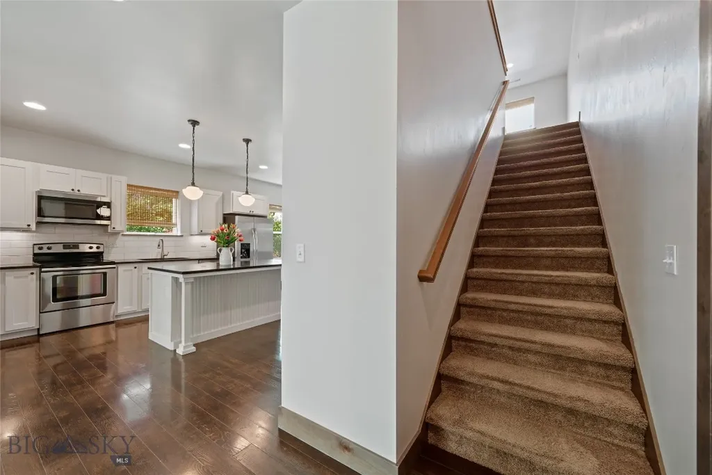 56 E Hyalite Peak Drive Bozeman MT 59718