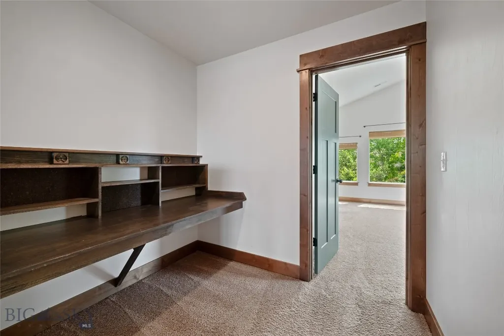 56 E Hyalite Peak Drive Bozeman MT 59718