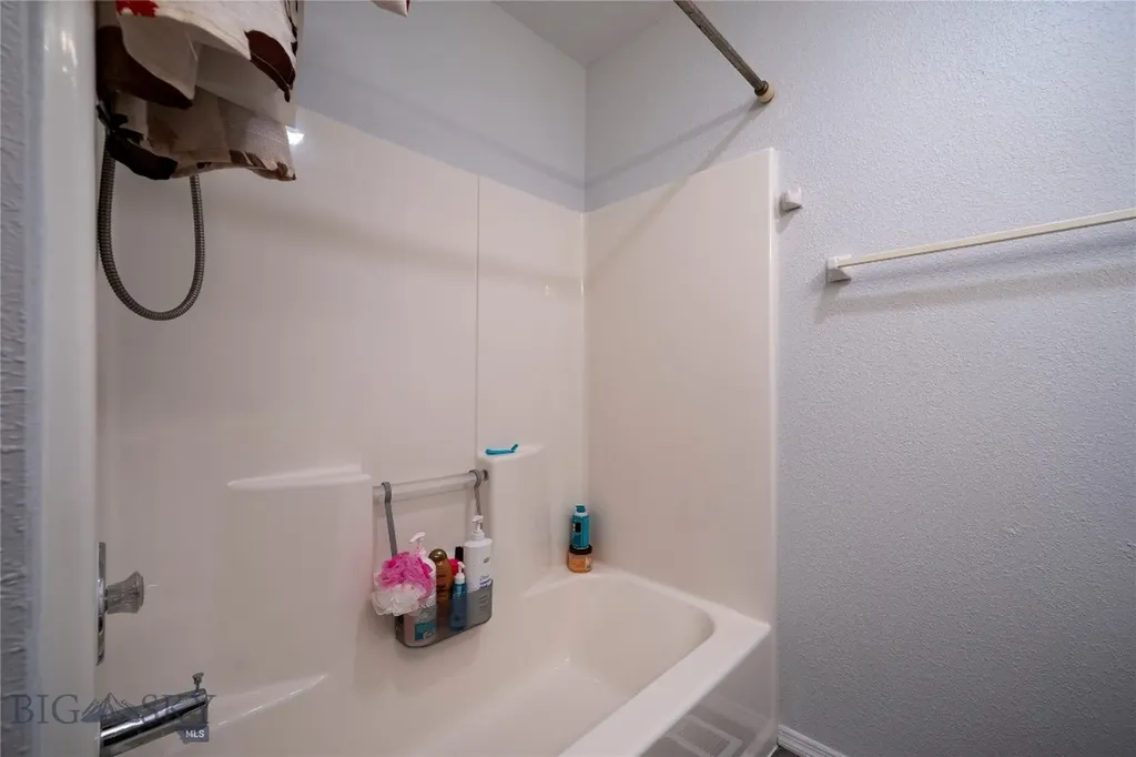 1109 Woodland Bozeman MT 59718