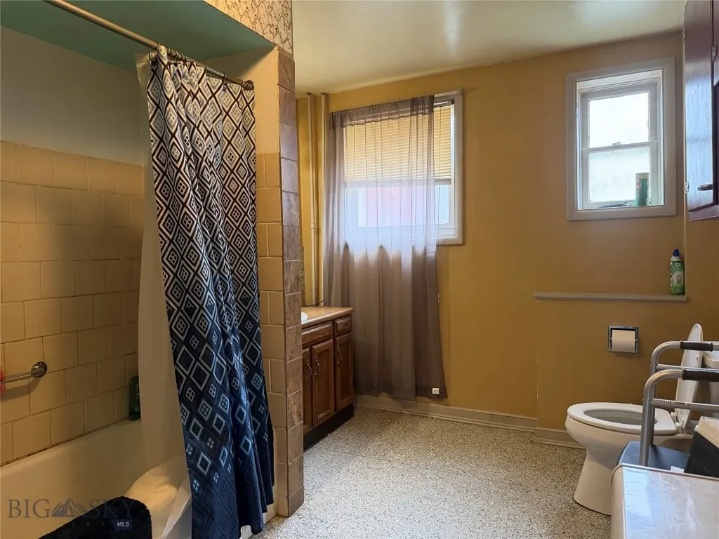 401 N Wyoming Butte MT 59701