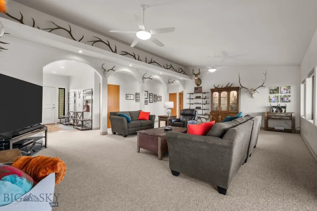 165 Badger Run Dillon MT 59725