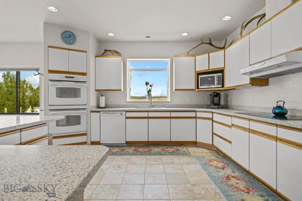 165 Badger Run Dillon MT 59725
