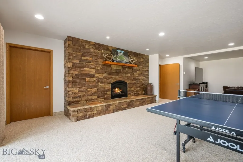 165 Badger Run Dillon MT 59725