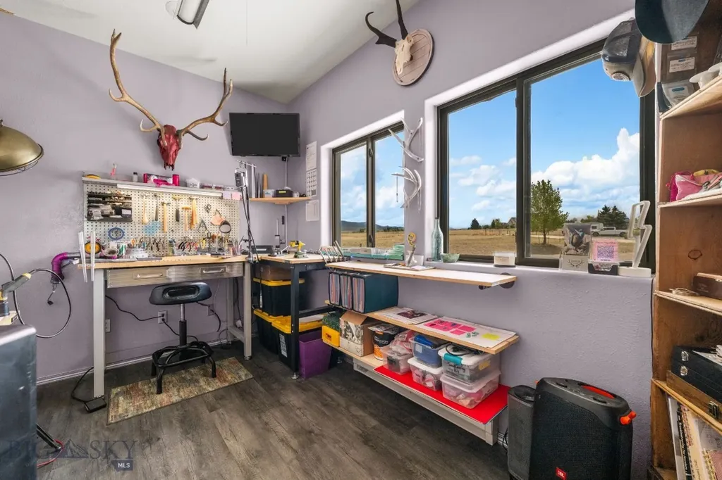 165 Badger Run Dillon MT 59725