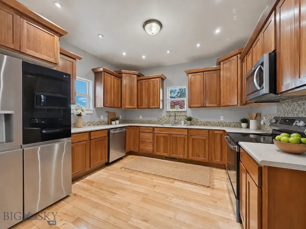 1217 Wildflower Trail Livingston MT 59047