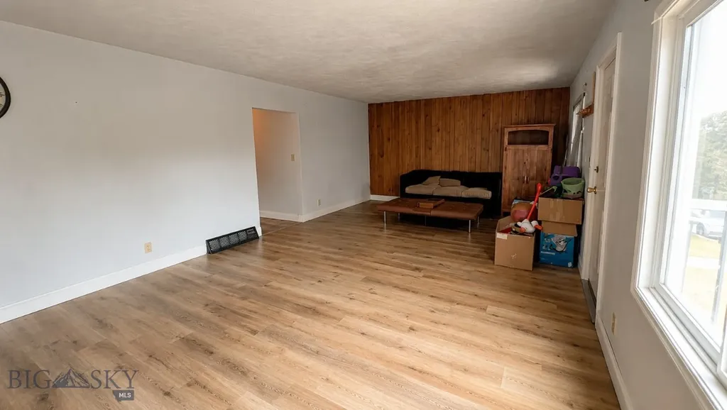1217 W Silver Butte MT 59701