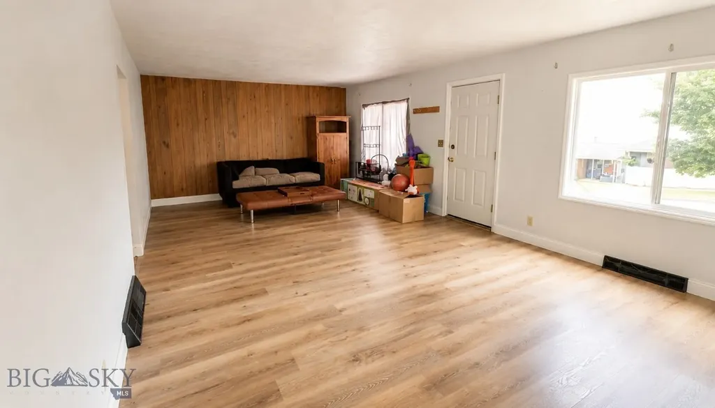 1217 W Silver Butte MT 59701