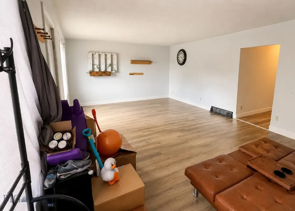 1217 W Silver Butte MT 59701