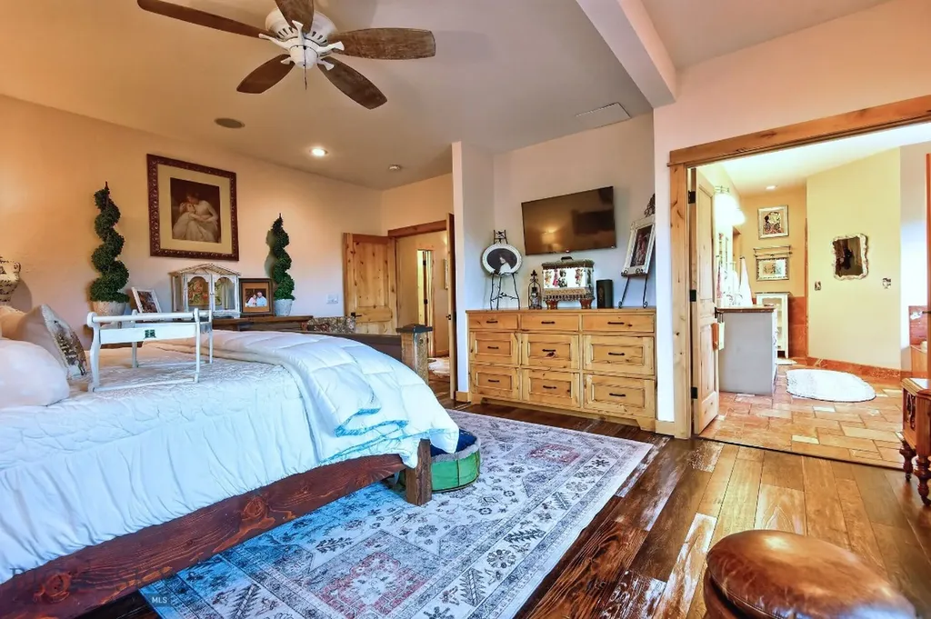 4210 Summertime Helena MT 59602