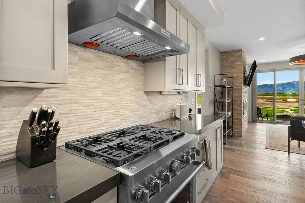 93 Duckhorn Lane Bozeman MT 59718
