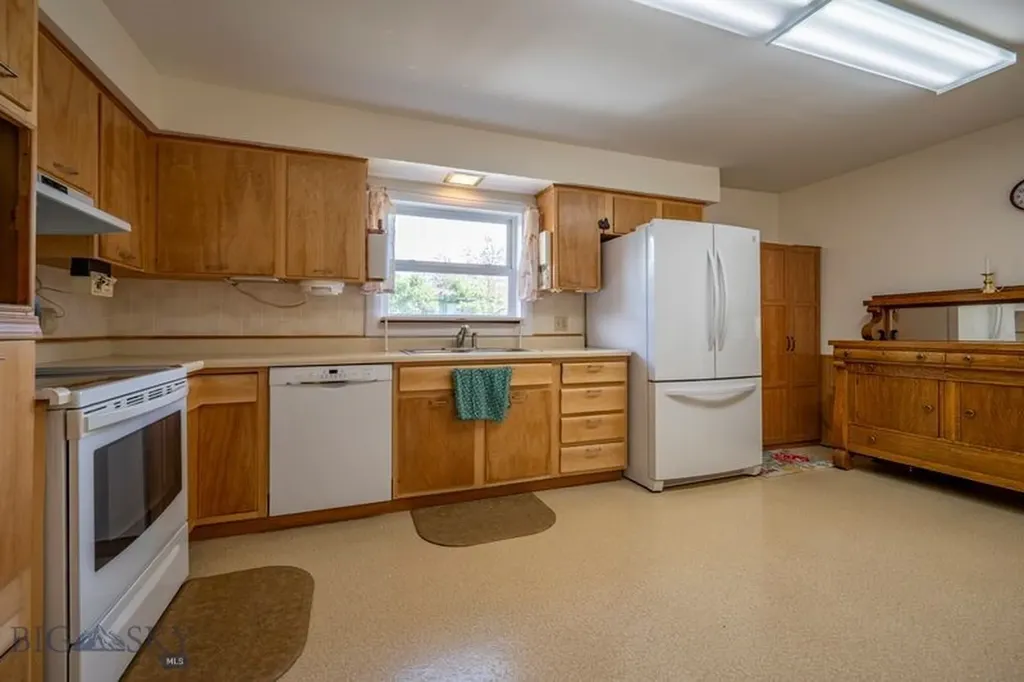 412 S 12th Livingston MT 59047