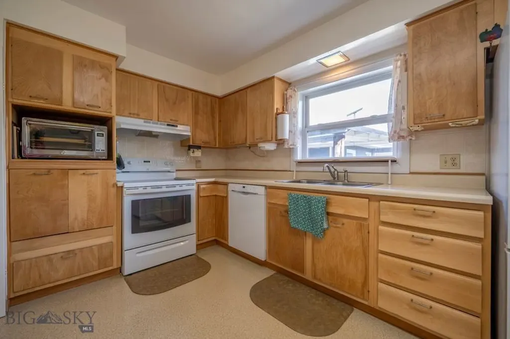 412 S 12th Livingston MT 59047