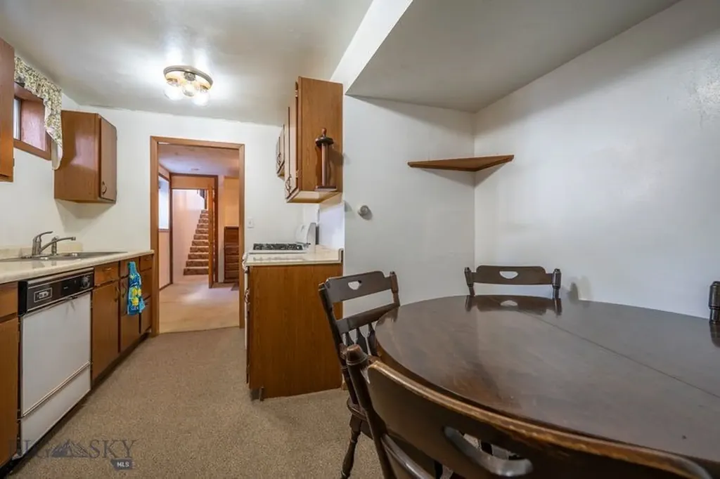 412 S 12th Livingston MT 59047