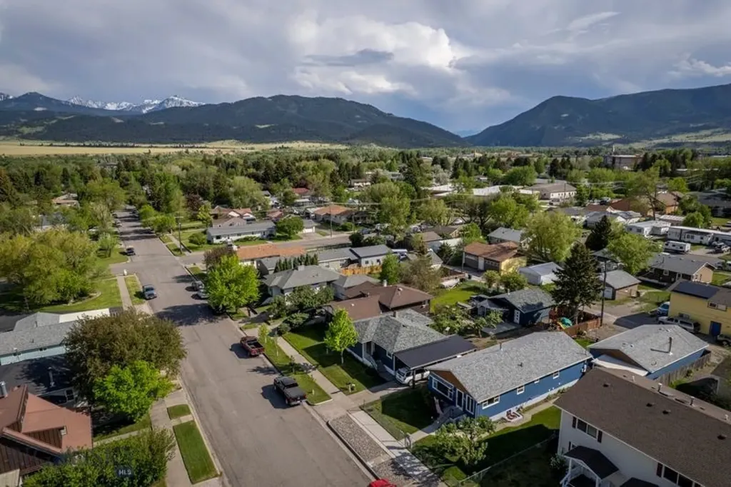 412 S 12th Livingston MT 59047