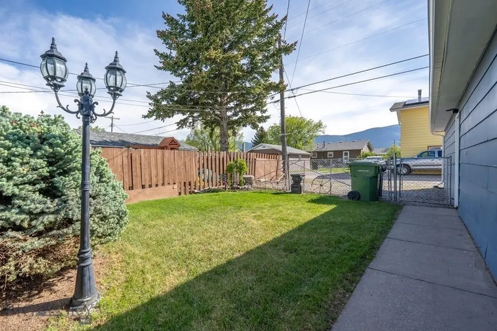 412 S 12th Livingston MT 59047
