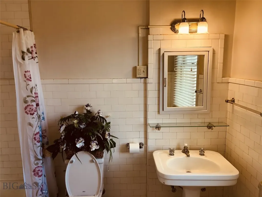 105 N Excelsior Avenue Butte MT 59701