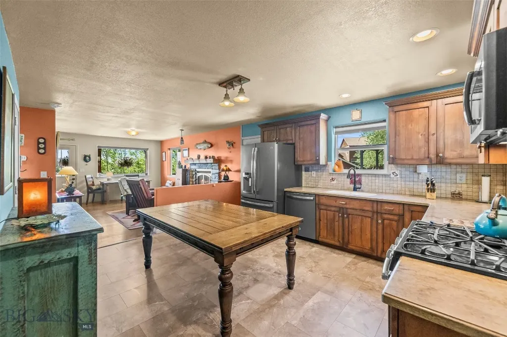 1301 Absaroka Court Livingston MT 59047