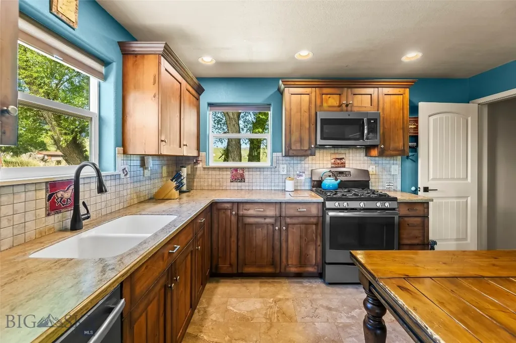 1301 Absaroka Court Livingston MT 59047