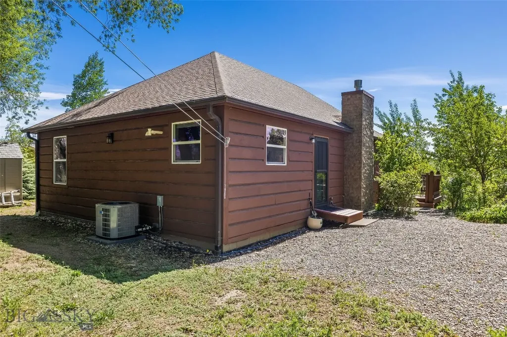 1301 Absaroka Court Livingston MT 59047