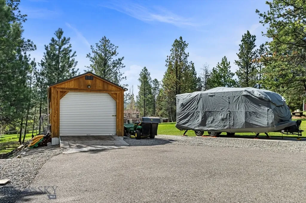 59 Whitetail Lane Clancy MT 59634