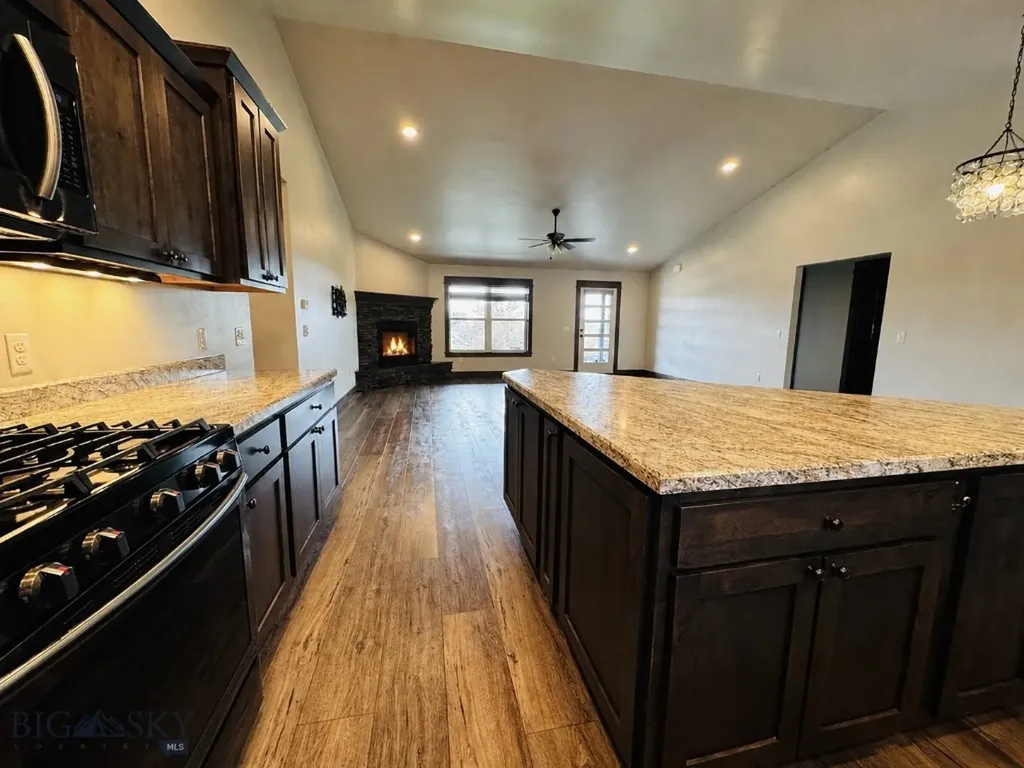 1007 Meriwether Drive E Livingston MT 59047