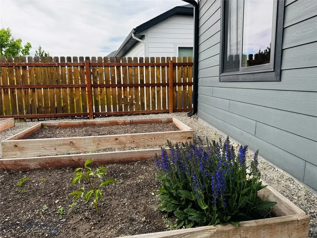1007 Meriwether Drive E Livingston MT 59047