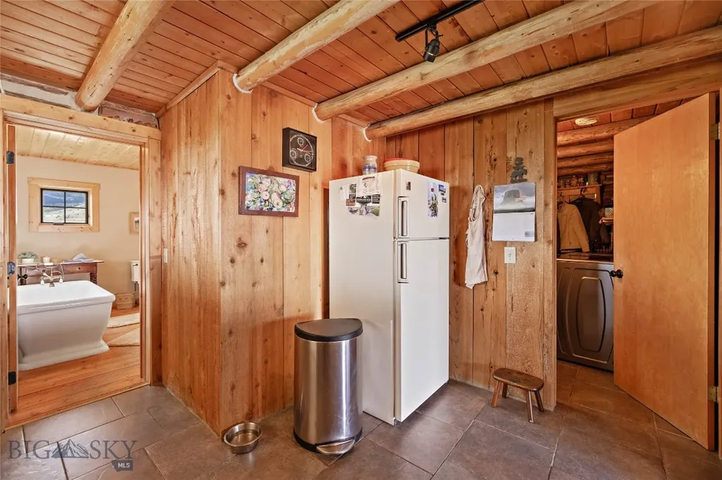 267 Hayfield Loop Trail Ennis MT 59729