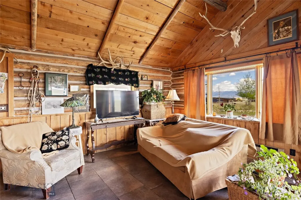 267 Hayfield Loop Trail Ennis MT 59729