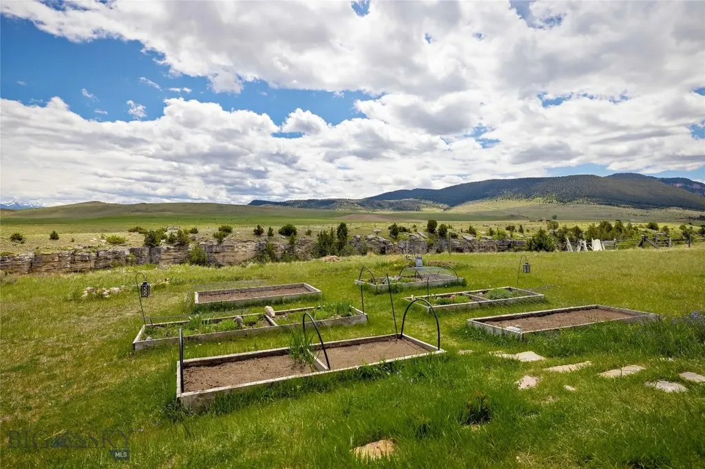 267 Hayfield Loop Trail Ennis MT 59729
