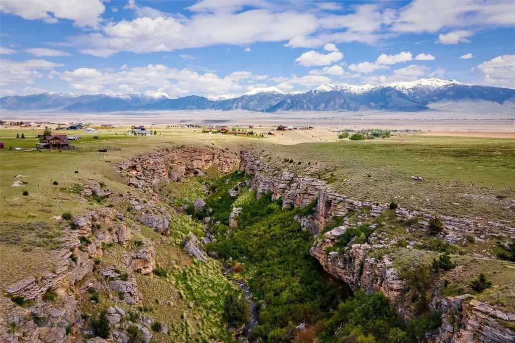 267 Hayfield Loop Trail Ennis MT 59729