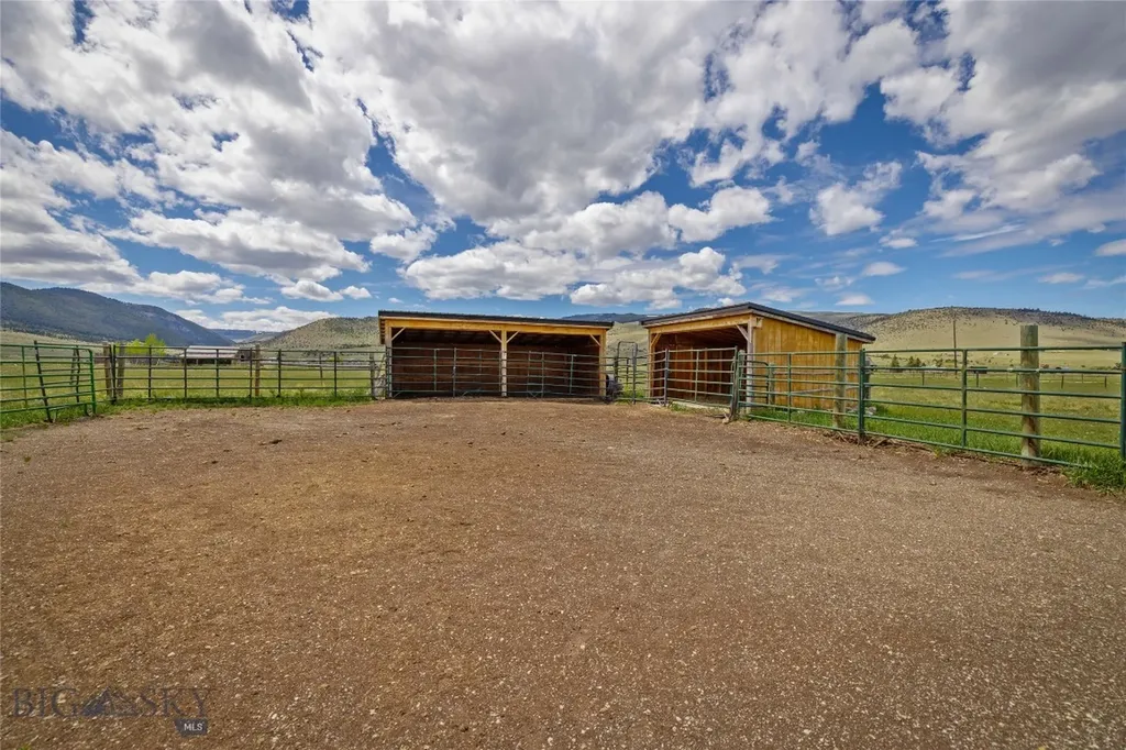 267 Hayfield Loop Trail Ennis MT 59729