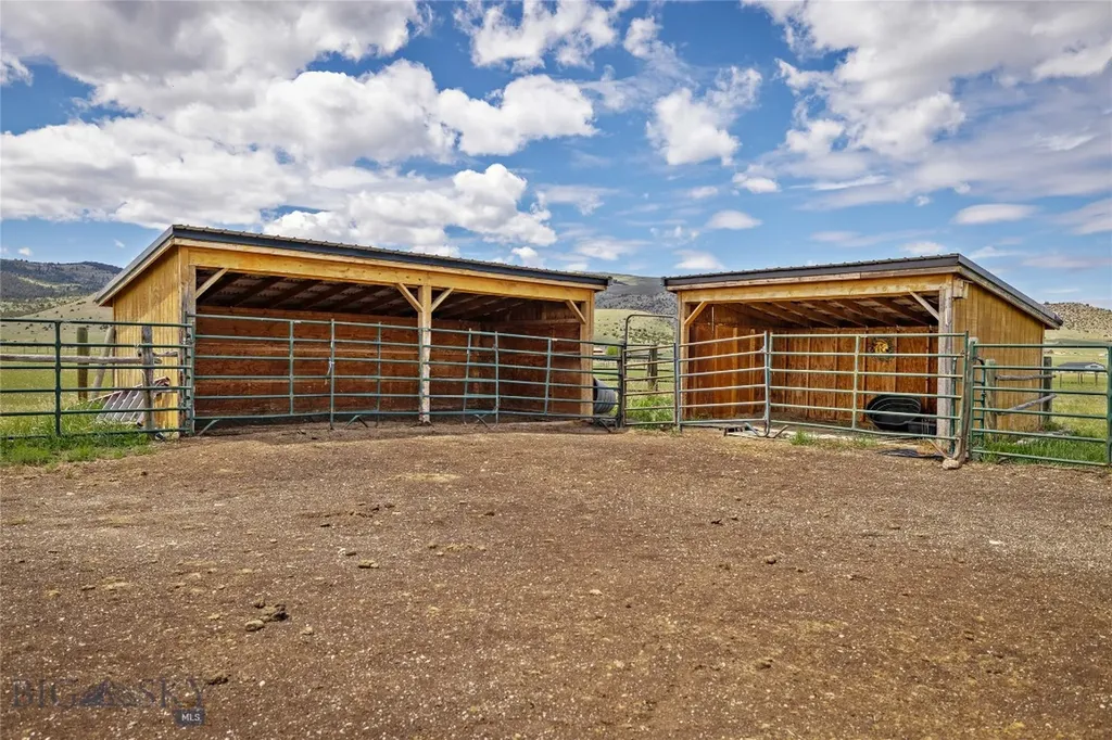 267 Hayfield Loop Trail Ennis MT 59729