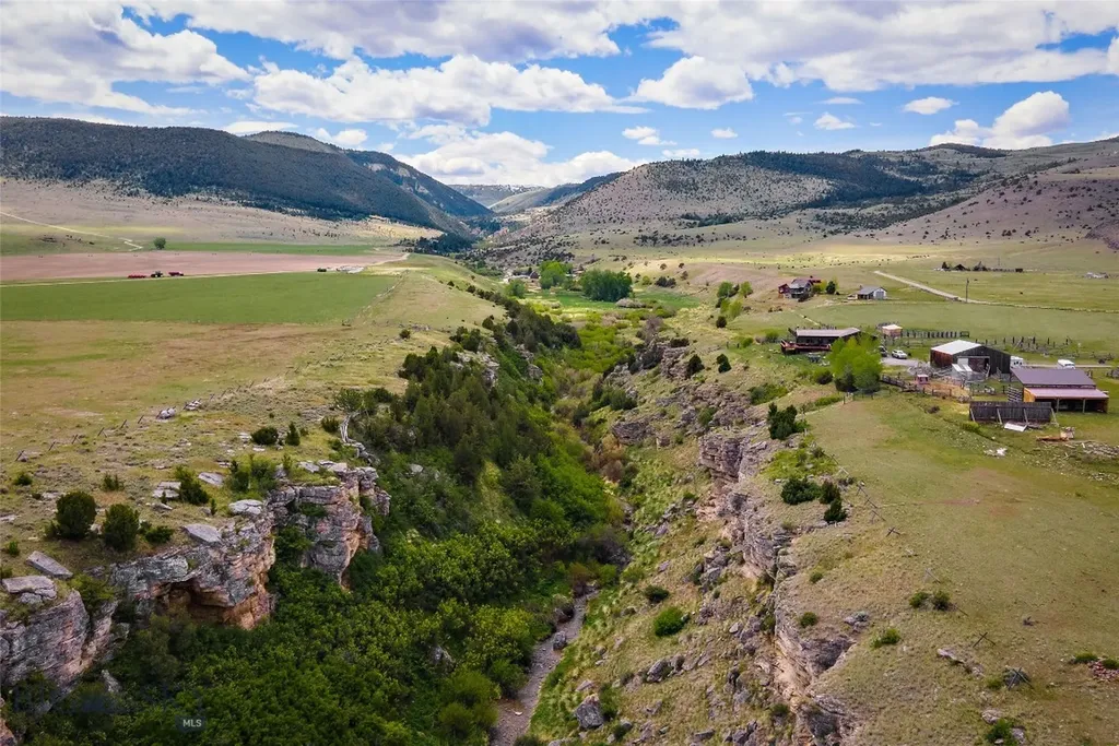 267 Hayfield Loop Trail Ennis MT 59729