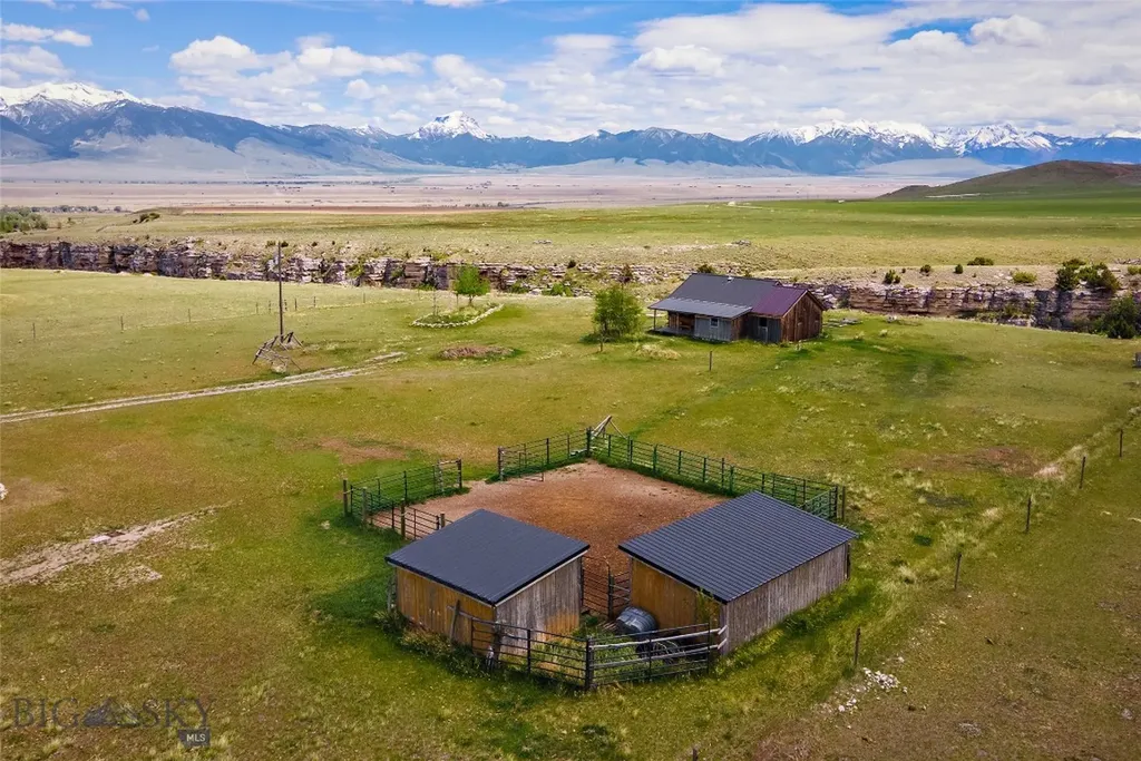267 Hayfield Loop Trail Ennis MT 59729