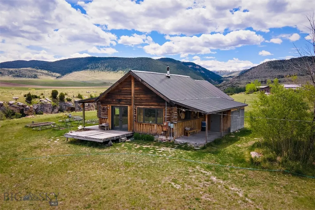 267 Hayfield Loop Trail Ennis MT 59729