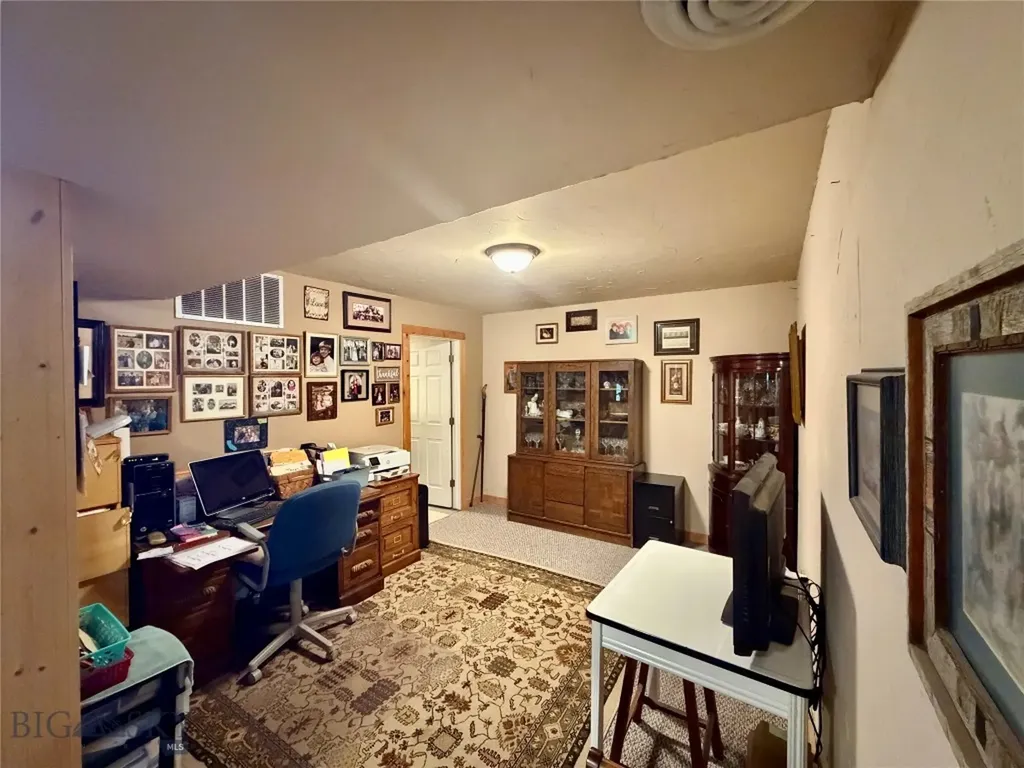3 Sun Valley Park Whitehall MT 59759