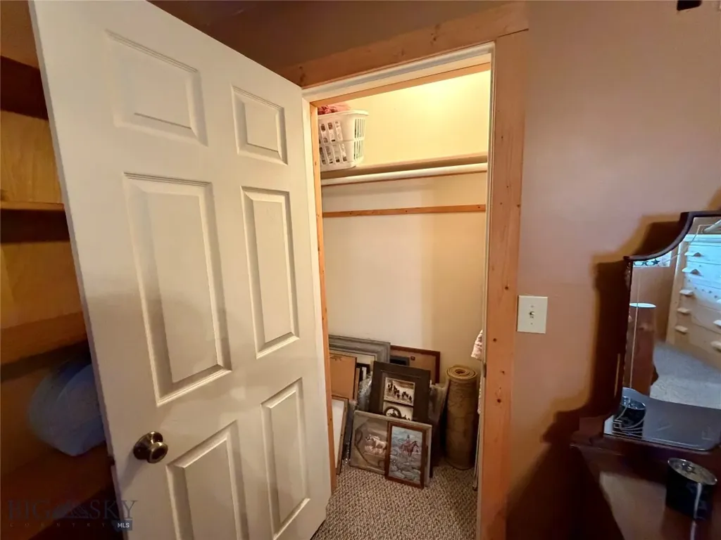 3 Sun Valley Park Whitehall MT 59759