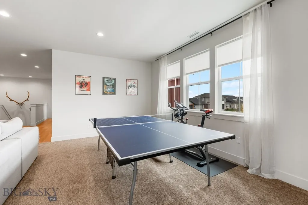 1704 Deadwood Loop Belgrade MT 59714