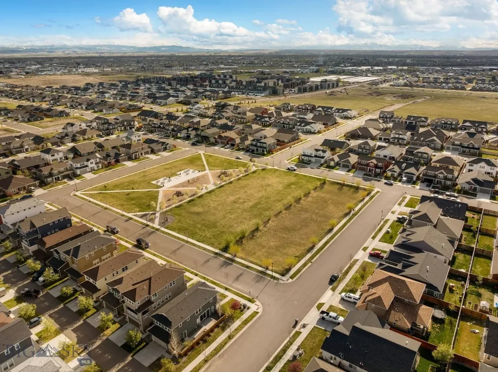 1704 Deadwood Loop Belgrade MT 59714