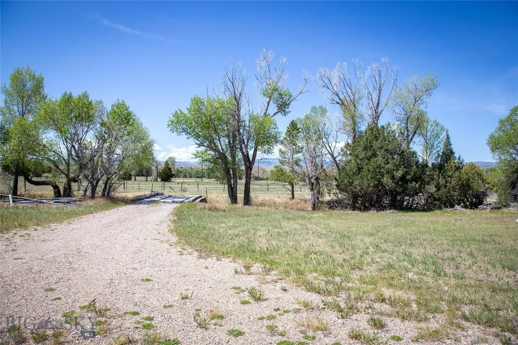 4566 Us Highway 287 N Ennis MT 59729