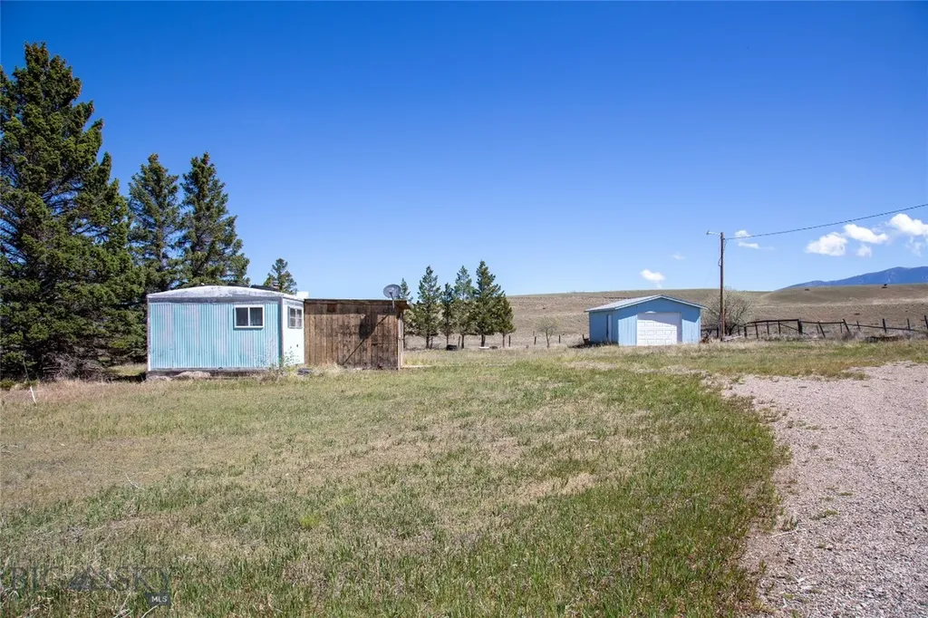 4566 Us Highway 287 N Ennis MT 59729
