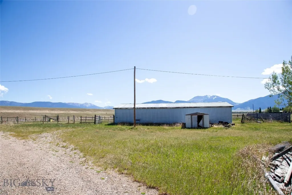 4566 Us Highway 287 N Ennis MT 59729