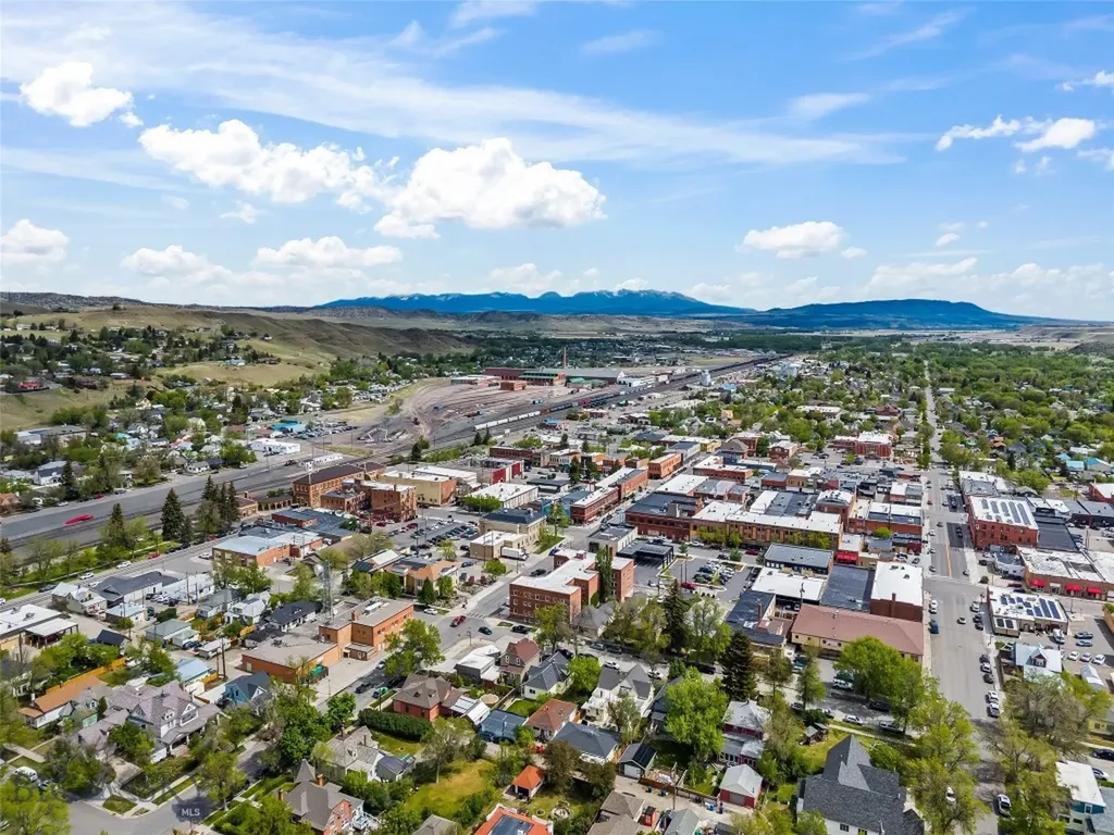 108 S 3rd Street Livingston MT 59047