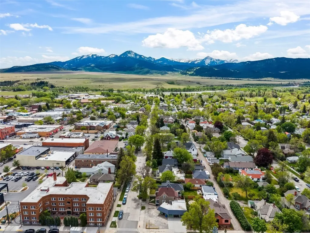 108 S 3rd Street Livingston MT 59047