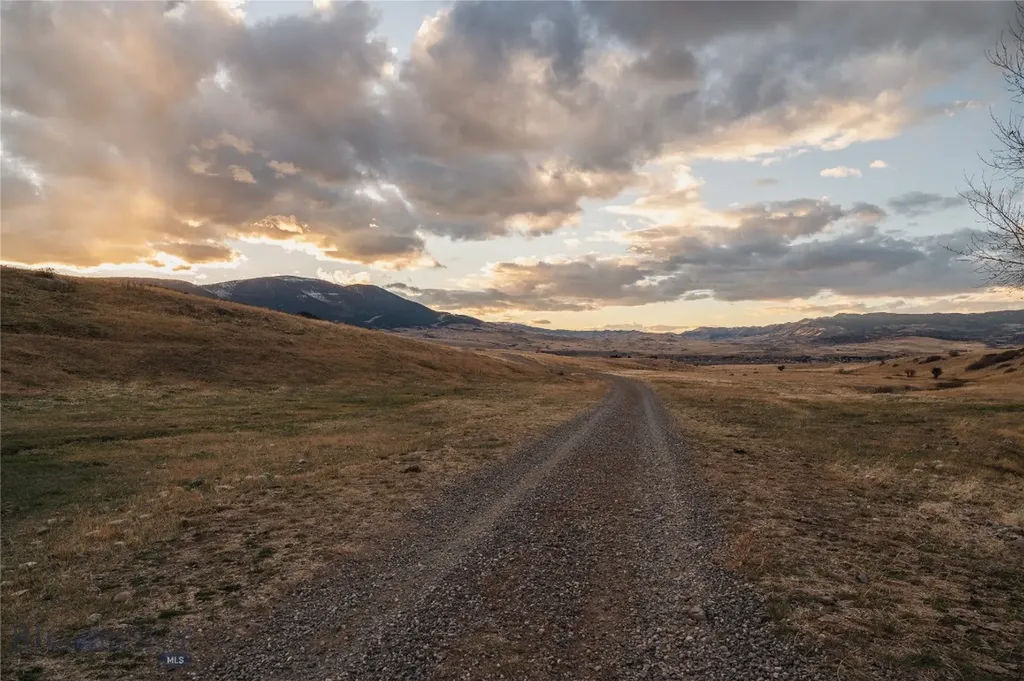 Tbd Heritage Trail Livingston MT 59047